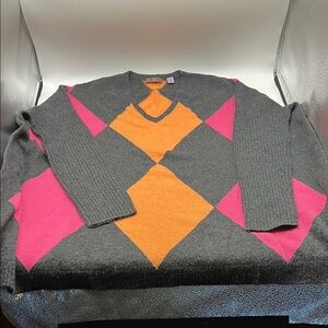 Cullen Unisex CASHMERE  Argyle V-Neck Oversized Sweater Small